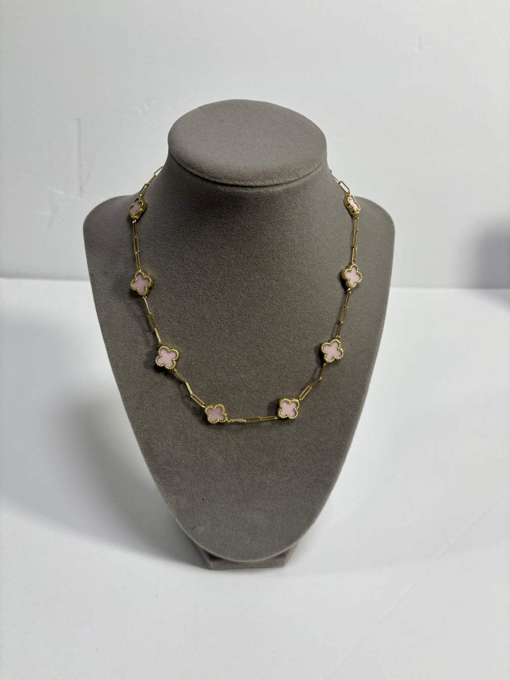 14K Gold Clover Necklace